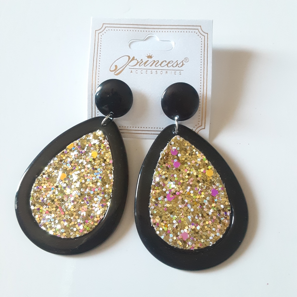Princess Accessories Glittery Gold Teardrop Earrin 9$